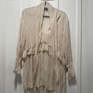 Zara top, ruffles, nude/ beige